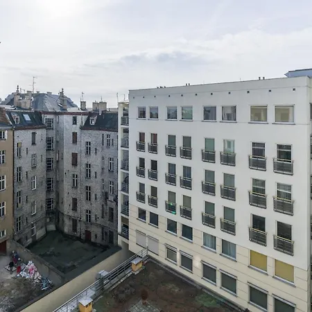 Apartament Sleepway -boho Chic Poznań